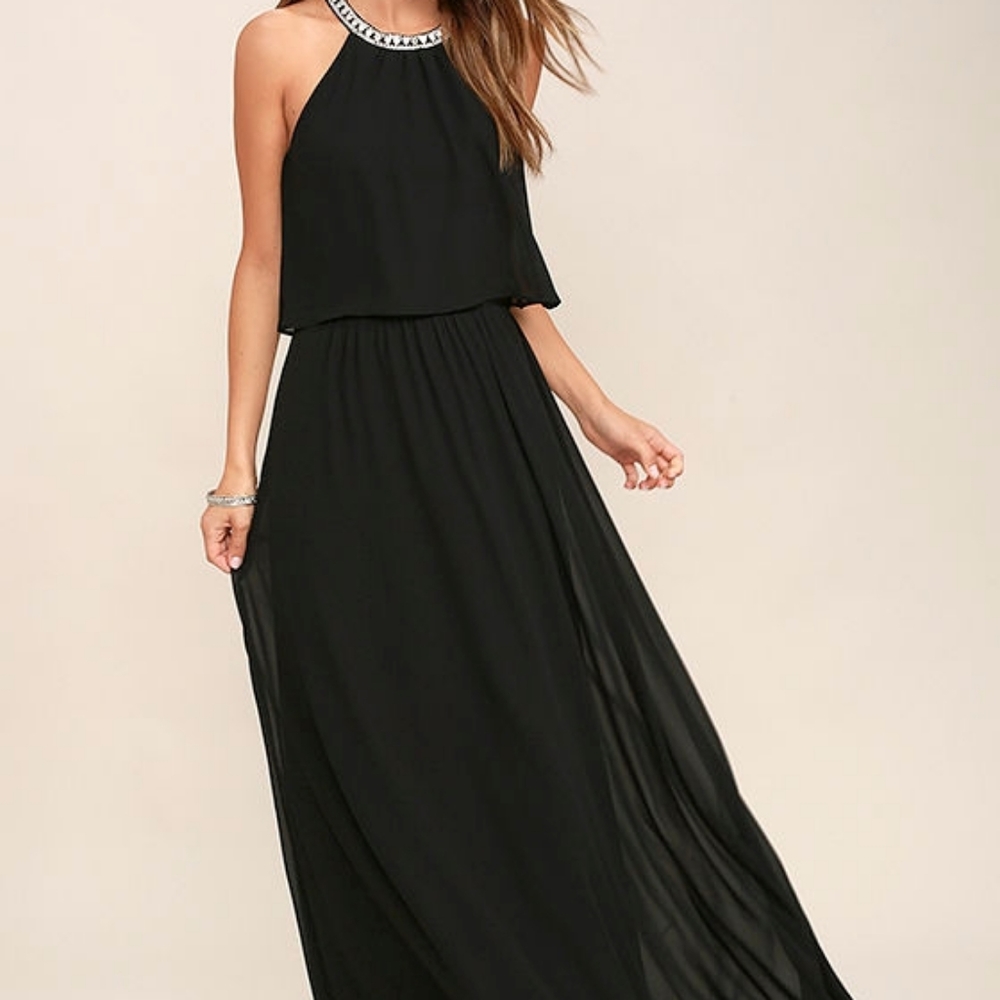 BNWT Lulu's Halterneck Maxi Dress Sz. M